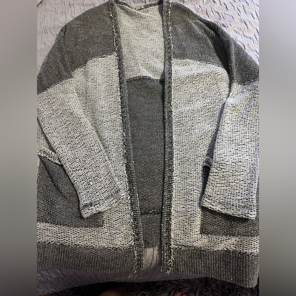Eoote Cardigan